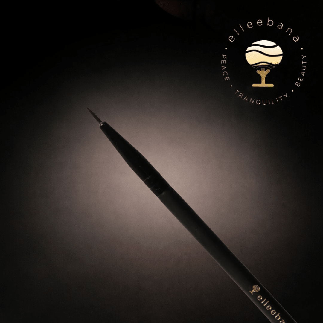 Elleeebana ElleeBRUSH Fine Tip Brush - Elleebana Benelux & Germany
